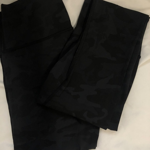 Lululemon Wunder Train High-Rise Tights - Picture 2 of 4